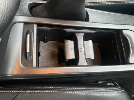 2015 Honda Civic 5DR 1.6 I-DTEC EXECUTIVE 4DR €9,995 thumbnail