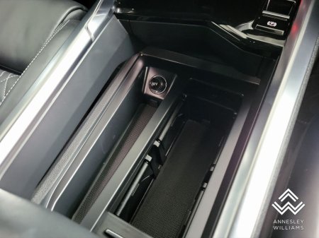 2022 Audi e-tron 55 quattro S Line €41,950 thumbnail