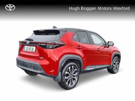 2022 Toyota Yaris Cross LUNA SPORT HYBRID €23,995