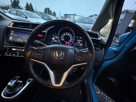 2013 Honda Fit  €8,250 thumbnail