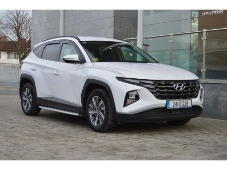 2024 Hyundai Tucson Executive 1.6 HEV Auto, Side Steps €38,995