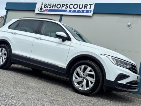 2023 Volkswagen Tiguan LIFE 2.0 TDI D7F 150HP 5 €36,950