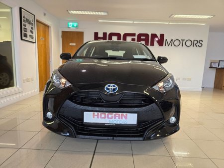 2021 Toyota Yaris Hybrid Luna Automatic €16,450