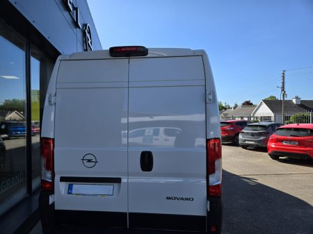 2025 Opel Movano  €27,950