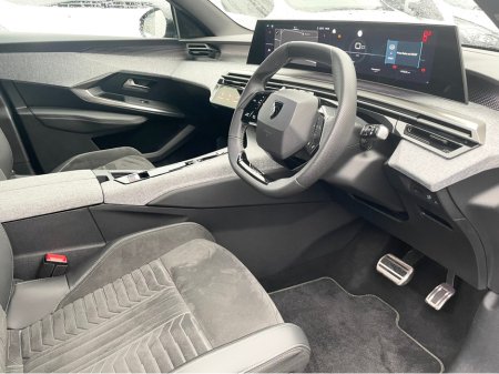 2025 Peugeot 5008 E 5008 GT-LINE 73KW 213BHP FULLY ELECTRIC €47,950 thumbnail