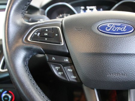 2017 Ford Focus Titanium1.5td 95PS 6SPD 4DR €12,250 thumbnail