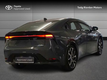 2025 Toyota Prius PLUG-IN HYBRID €43,950