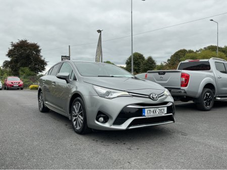 2017 Toyota Avensis 2.0 D-4D BUS EDITION PLUS OVERMOUNT 141BHP 4DR €10,995