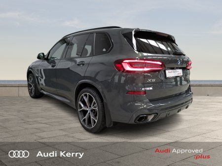 2023 BMW X5 XDRIVE 45E 4DR AUTOMATIC €71,900 thumbnail