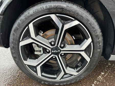 2025 Kia Niro HEV SEM €36,950