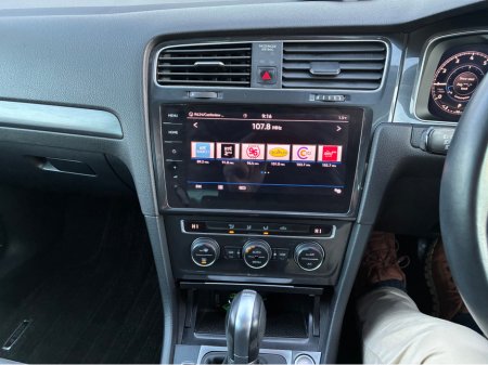 2018 Volkswagen Golf 1.2i TSI Petrol Automatic Comfortline €17,500 thumbnail