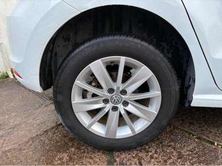 2017 Volkswagen Polo 1.2i TSI Petrol Active Automatic €14,750 thumbnail