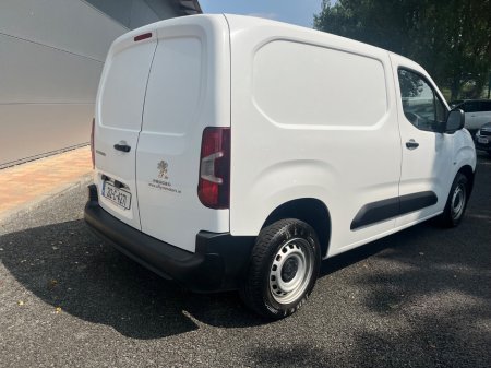 2021 Peugeot Partner  €14,750