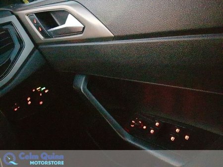 2021 Volkswagen Polo R-Line 1.0 Manual €19,995 thumbnail