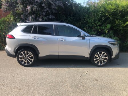 2025 Toyota Corolla CROSS 1.8  LUNA SPORT  SELF CHARGING HYBRID €39,950