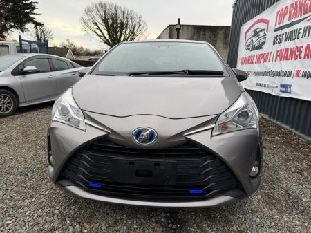 2017 Toyota Vitz Hybrid Luna €10,999
