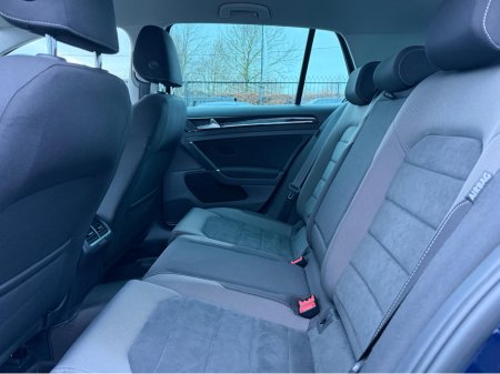2017 Volkswagen Golf 1.4 TSI 140HP HIGHLINE AUTO €18,950 thumbnail