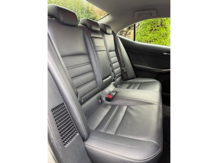 2016 Lexus IS 300 h 300h Executive thumbnail