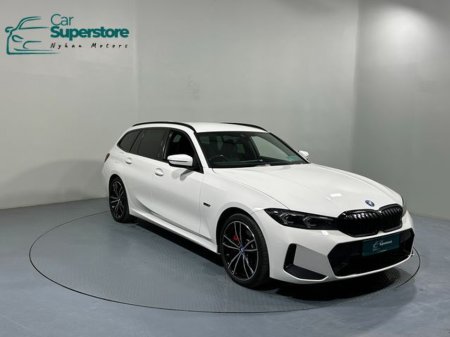 2022 BMW 3 Series 330E M Sport €40,800