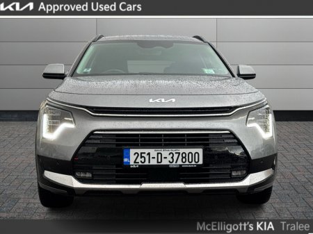 2025 Kia Niro HEV SEM €36,895 thumbnail