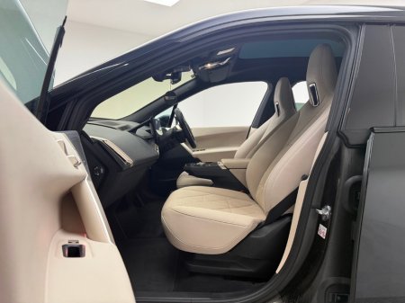 2022 BMW iX 40 M SPORT XDRIVE €41,990 thumbnail