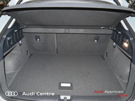 2024 Audi Q2 30 TFSI 110HP SE €35,499 thumbnail