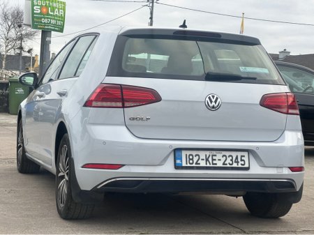 2018 Volkswagen Golf 1.6 TDI SE NAV BLUEMOTION 115PS 5DR €16,950 thumbnail