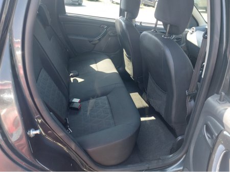 2015 Dacia Duster SIGNATURE 1.5 DCI 110 4X €7,800