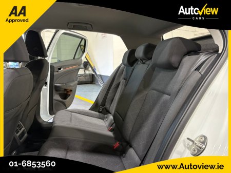 2021 Volkswagen Golf MK 8 New Model 1.0 Self Charging Mild Hybrid, AA APPROVED // FINANCE & NATIONWIDE DELIVERY AVAILABLE // SIMI DEALER €23,995 thumbnail