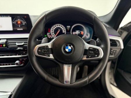 2018 BMW 5 Series 520i M SPORT €23,990 thumbnail