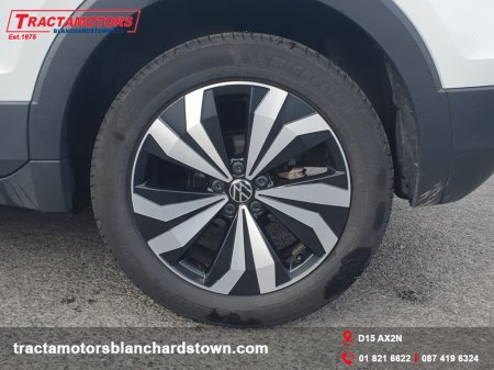 2024 Volkswagen T-Cross STYLE 1.0 TSI M €26,899 thumbnail