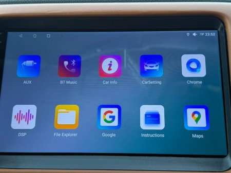 2017 Honda Vezel  €17,990 thumbnail