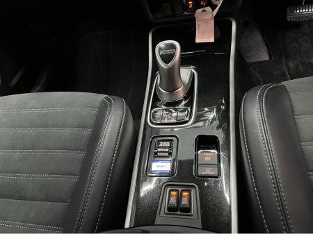 2019 Mitsubishi Outlander €18950! 2019 MITSUBISHI OUTLANDER PHEV G 2.4 AUTOMATIC / CRUISE CONTROL / 360° PARKING CAMERA / PADDLE SHIFTER / ELECTRIC HEATED SEATS / HEATED STEERING WHEEL €18,950 thumbnail