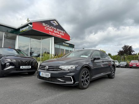2020 Volkswagen Passat GTE S-A DSG €28,995