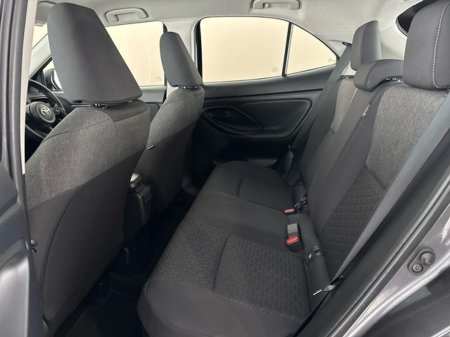 2023 Toyota Yaris Cross HYBRID LUNA €26,950 thumbnail