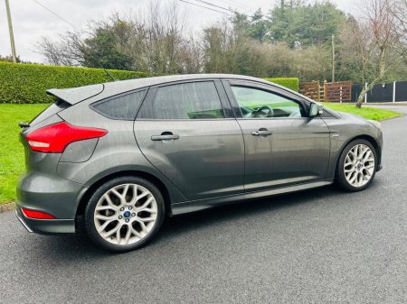 2017 Ford Focus 1.5 TDCI ST-LINE 120 BHP 5DR €11,450 thumbnail