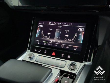 2022 Audi e-tron 55 quattro S Line €41,950 thumbnail