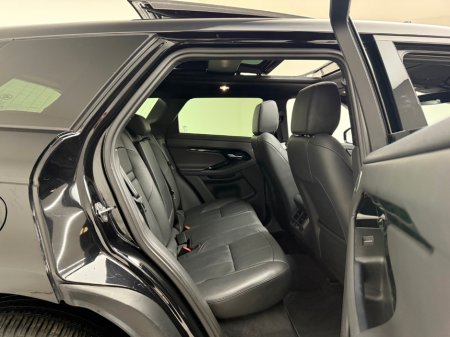 2024 Land Rover Range Rover Evoque HSE DYNAMIC P300E *HUGE SPEC* €52,990 thumbnail