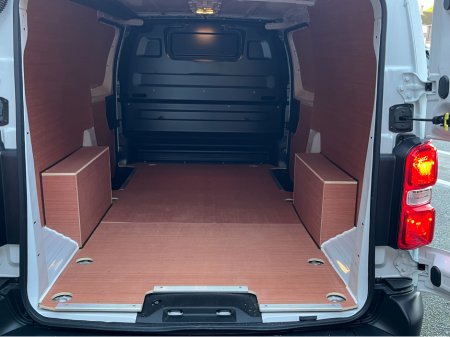 2024 Citroen Dispatch LX 2.0 BLUEHDI 145 LWB GMT €34,750