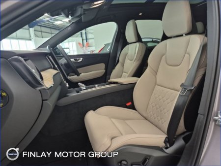 2025 Volvo XC60 Plus Dark PHEV AWD 355HP Demo €71,950