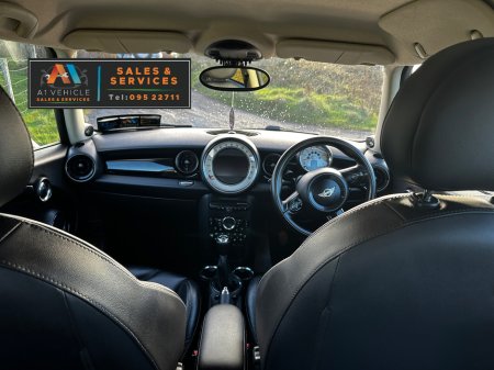 2012 MINI Hatch 1.6 D 3DR 2.0 SD 2DR AUTO COOPER €3,950