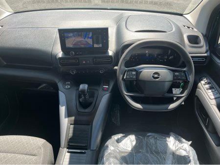 2026 Opel Combo Life Wheelchair Accessible €33,600 thumbnail