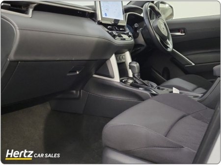 2023 Toyota Corolla Cross LUNA 1.8 Petrol Automatic HYBRID €30,995