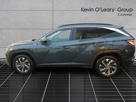 2023 Hyundai Tucson 2WD Executive Plus thumbnail