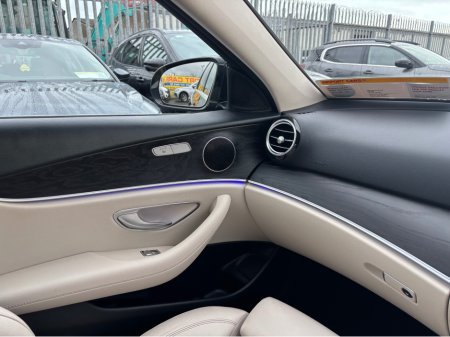 2016 Mercedes-Benz E Class 220 D AVANTGARDE 4DR AUTO €16,999 thumbnail
