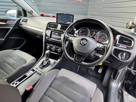 2013 Volkswagen Golf 1.4 TFSI AUTO €10,495 thumbnail