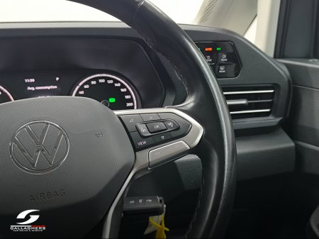 2023 Volkswagen Caddy Maxi Life (231) LIFE 2.0 TDI AUTOMATIC 7 SEATER €39,995 thumbnail