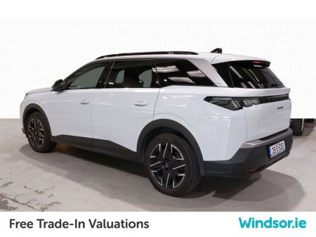2025 Peugeot 5008 1.2 Hybrid 136bhp E-DCS6 Allure €47,995