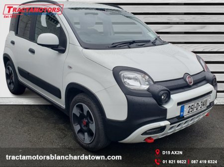 2025 Fiat Panda 1.0 CROSS 5DR €16,699
