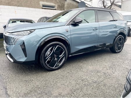 2025 Peugeot 5008 E 5008 GT-LINE 73KW 213BHP FULLY ELECTRIC €47,950 thumbnail